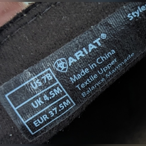 Ariat Women’s Ryder Slip-On Shoe Size 7B - Picture 12 of 13